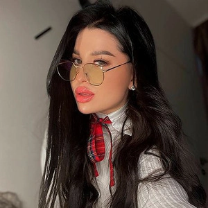 亲爱的阿莉 (Honney Aly)